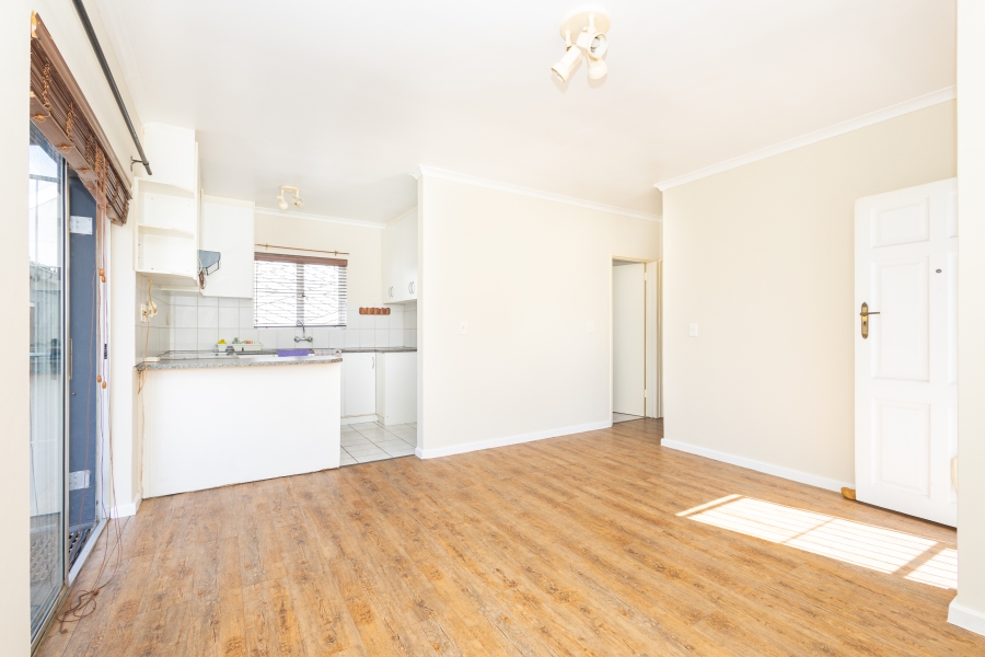2 Bedroom Property for Sale in Protea Village Western Cape